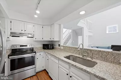 1342 Garden Wall Circle #503, Reston, VA 20194 - Photo 17