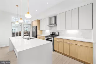 12414 Cedar Lakes Dr, Fairfax, VA 22033 - Photo 13