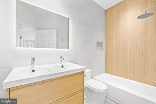 12414 Cedar Lakes Dr, Fairfax, VA 22033 - Photo 35