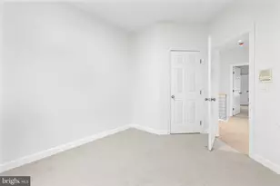 12414 Cedar Lakes Dr, Fairfax, VA 22033 - Photo 33