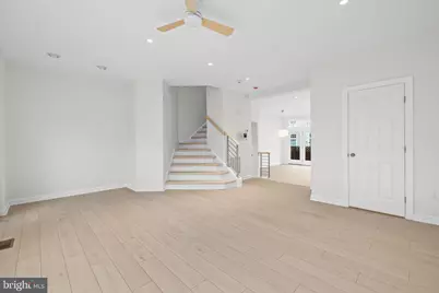 12414 Cedar Lakes Drive, Fairfax, VA 22033 - Photo 9