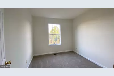 1057 Lexus Way, Herndon, VA 20170 - Photo 17