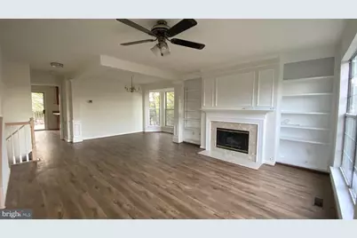 1057 Lexus Way, Herndon, VA 20170 - Photo 7