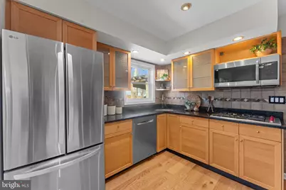 7448 Long Pine Drive, Springfield, VA 22151 - Photo 11