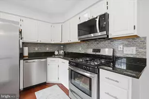 14513 Battery Ridge Ln, Centreville, VA 20120 - Photo 11