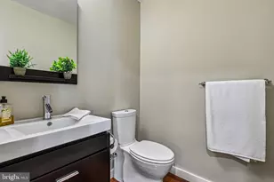 1733 Cy Ct, Vienna, VA 22182 - Photo 7