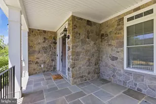 2233 N Underwood St, Falls Church, VA 22043 - Photo 5