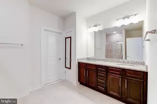 13389 Launders St, Herndon, VA 20171 - Photo 23