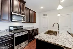 13389 Launders St, Herndon, VA 20171 - Photo 17