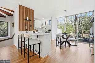 11526 Maple Ridge Rd, Reston, VA 20190 - Photo 3