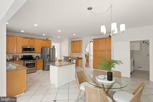 5105 Whisper Willow Dr, Fairfax, VA 22030 - Photo 21