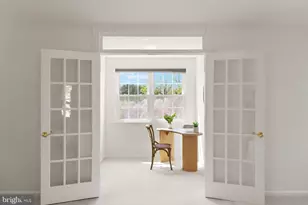 5105 Whisper Willow Dr, Fairfax, VA 22030 - Photo 47