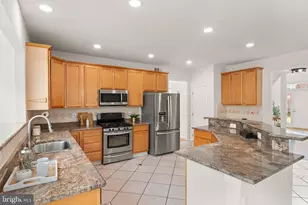 5105 Whisper Willow Dr, Fairfax, VA 22030 - Photo 25