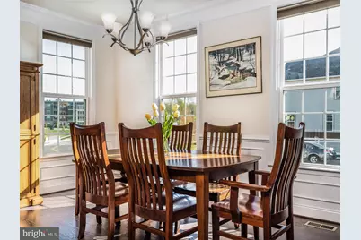 7922 Ashland Drive, Alexandria, VA 22315 - Photo 9