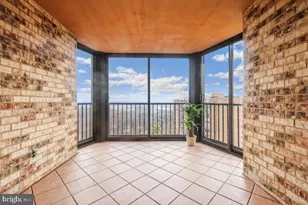 5902 Mt Eagle Dr, Alexandria, VA 22303 - Photo 7