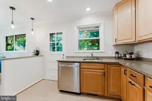 5218 Milland St, Springfield, VA 22151 - Photo 7