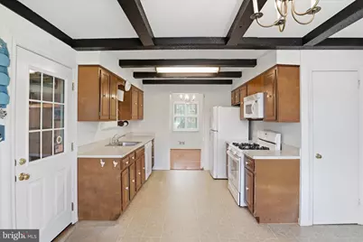 6711 Stoneybrooke Lane, Alexandria, VA 22306 - Photo 9