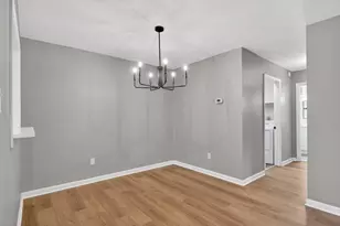 10146 Oakton Terrace Rd, Oakton, VA 22124 - Photo 9