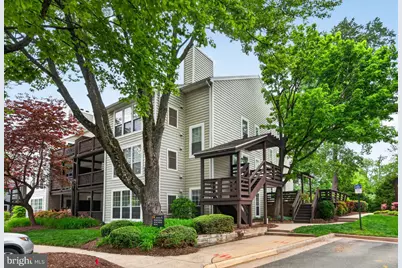 10146 Oakton Terrace Road #10146, Oakton, VA 22124 - Photo 1