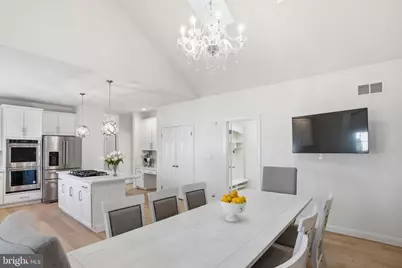 10500 Coving Cross Lane, Vienna, VA 22182 - Photo 21