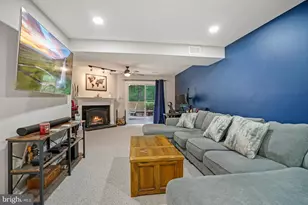 7930 Bubbling Brook Cir, Springfield, VA 22153 - Photo 17