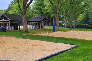 7600 Kingsbury Rd, Alexandria, VA 22315 - Photo 23