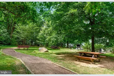 8340 Greensboro Drive #802, McLean, VA 22102 - Photo 7