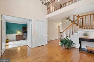 4928 Novak Ln, Fairfax, VA 22030 - Photo 9