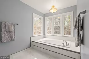 4928 Novak Ln, Fairfax, VA 22030 - Photo 37