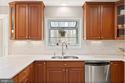 4928 Novak Lane, Fairfax, VA 22030 - Photo 15