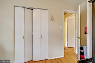 1048 Dalebrook Dr, Alexandria, VA 22308 - Photo 19