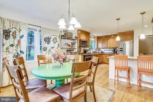 1048 Dalebrook Dr, Alexandria, VA 22308 - Photo 5