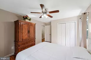 5425 Governor Yeardley Dr, Fairfax, VA 22032 - Photo 19