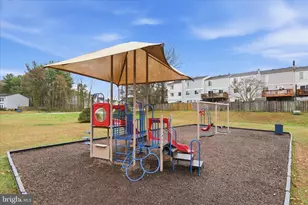 8723 Canaan Ct, Lorton, VA 22079 - Photo 23