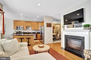 7768 Grandwind Dr, Lorton, VA 22079 - Photo 17