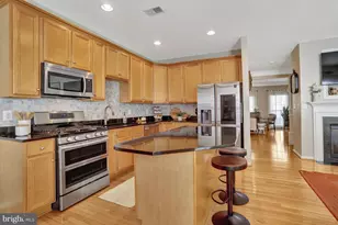 7768 Grandwind Dr, Lorton, VA 22079 - Photo 19