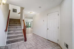 8408 Jovin Cir, Springfield, VA 22153 - Photo 9
