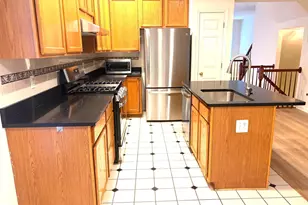 8408 Jovin Cir, Springfield, VA 22153 - Photo 11