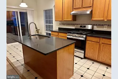 8408 Jovin Circle, Springfield, VA 22153 - Photo 7