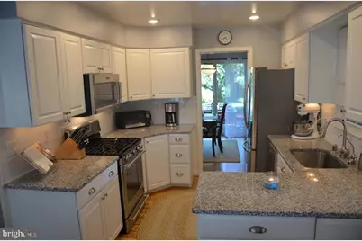 8705 Yardley Drive, Alexandria, VA 22308 - Photo 15