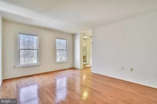 3023 Oakton Meadows Ct, Oakton, VA 22124 - Photo 11