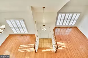 3023 Oakton Meadows Ct, Oakton, VA 22124 - Photo 15