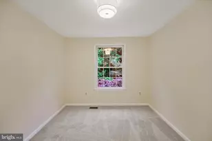 6274 Walkers Croft Way, Alexandria, VA 22315 - Photo 35