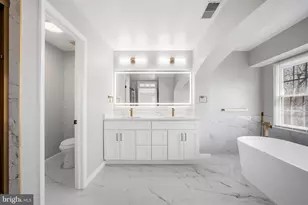 2373 Whitestone Hill Ct, Falls Church, VA 22043 - Photo 25