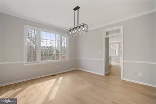 2373 Whitestone Hill Ct, Falls Church, VA 22043 - Photo 7