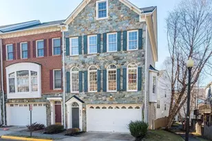 4212 Timber Meadow Dr, Fairfax, VA 22030 - Photo 1