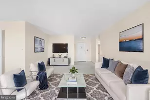 8340 Greensboro Dr, McLean, VA 22102 - Photo 9