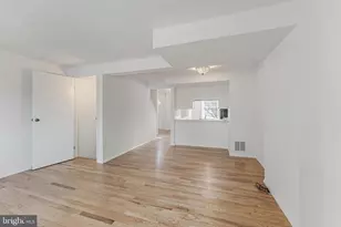 1682 Harvest Green Ct, Reston, VA 20194 - Photo 7