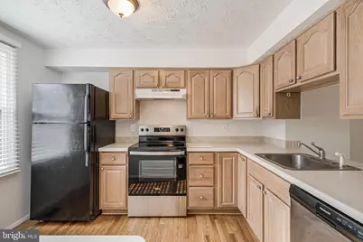 1682 Harvest Green Court, Reston, VA 20194 - Photo 13