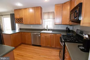 8230 La Faye Ct, Alexandria, VA 22306 - Photo 35